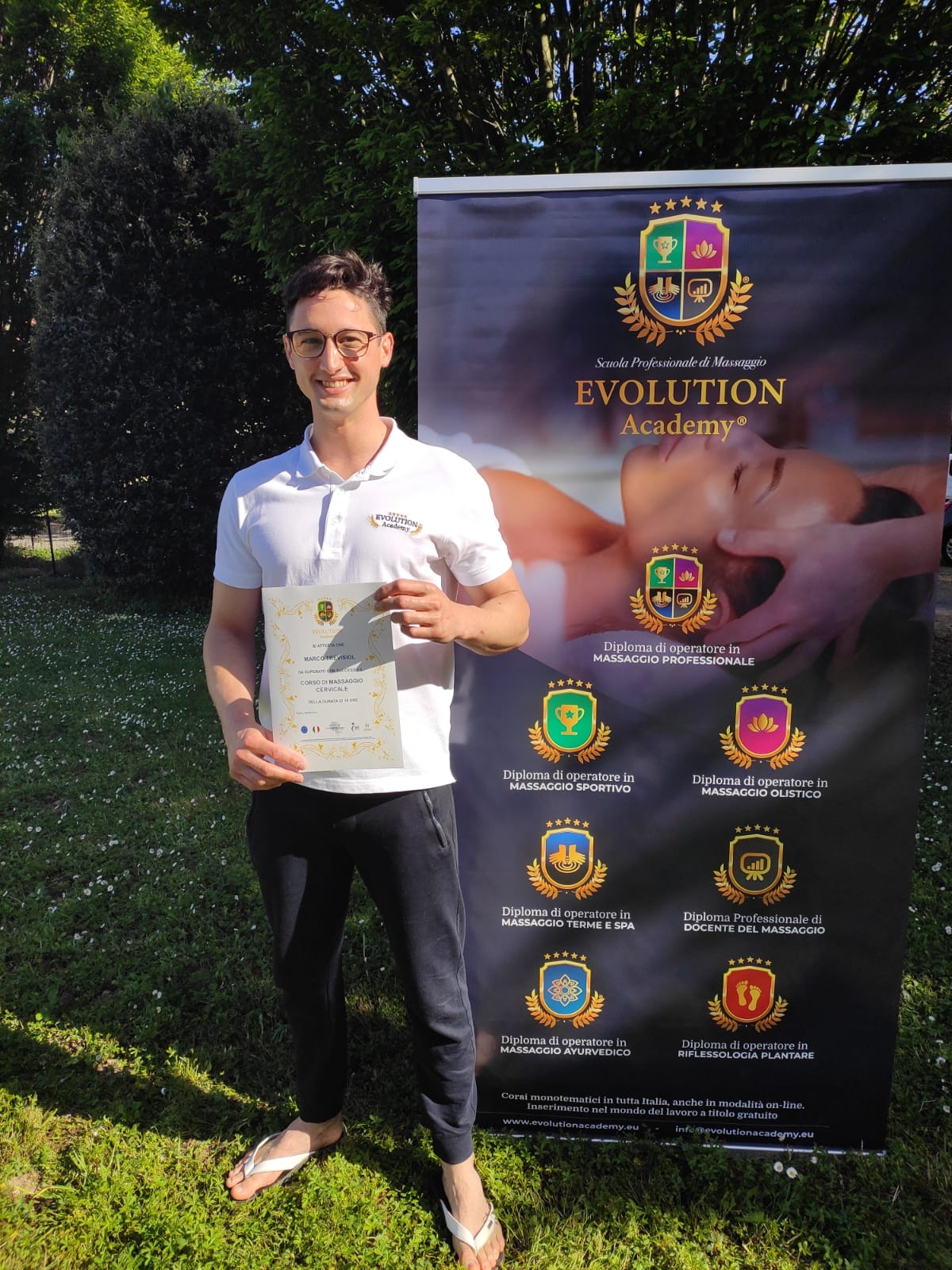 Certificazioni e materiali rilasciati al corso di massaggio cervicale Trento