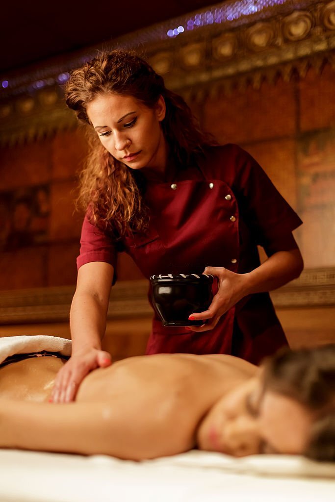 Scopri il corso di massaggio ayurvedico vatabyangam a Benevento