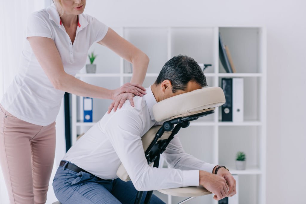 Il corso di massaggio su sedia ergonomica ad Anzio/Nettuno