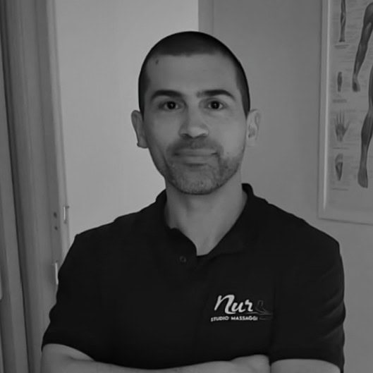 Puca Stefano. Massaggiatore professionista e docente certificato dalla Suola di Massaggio Evolution Academy®.