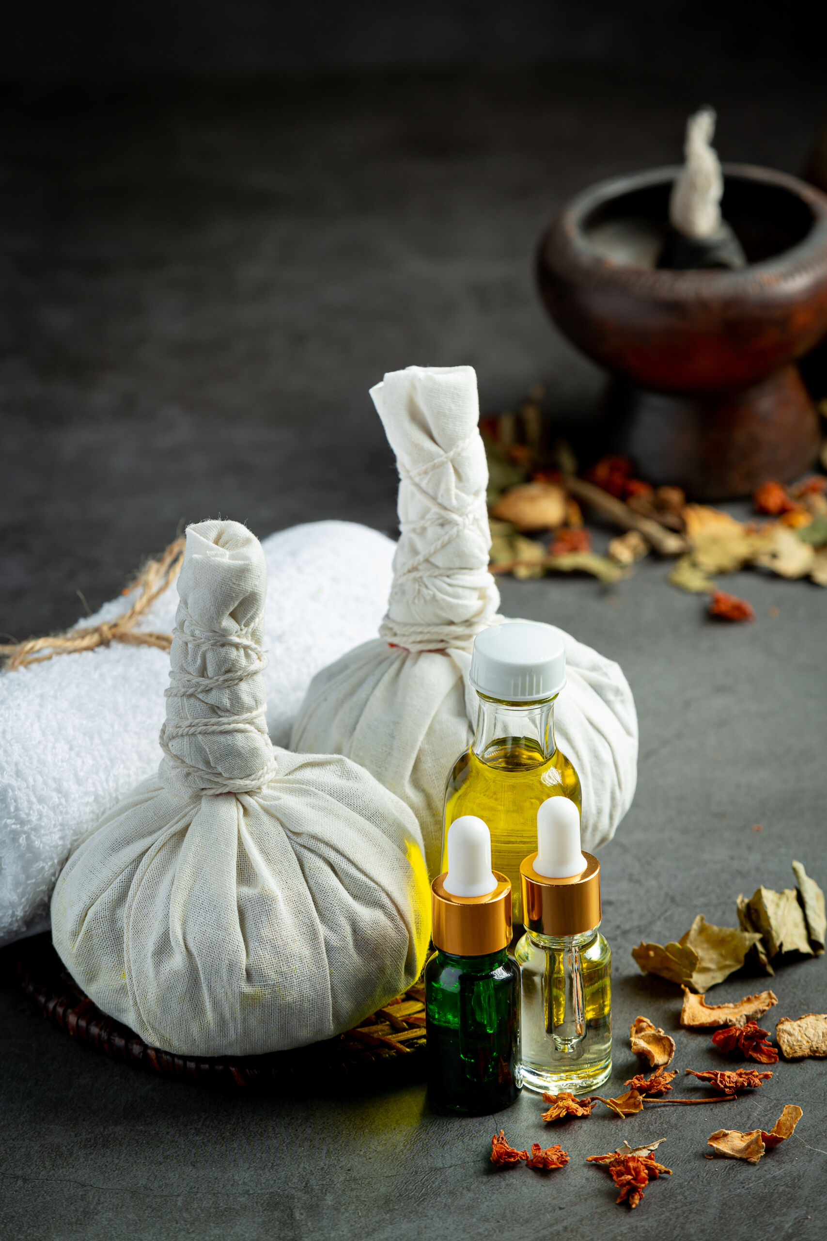 Massaggi ayurvedici - Scuola di Massaggio Evolution Academy®